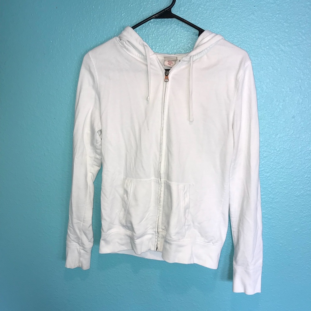 Mossimo Sweatshirt. NEVER WORN. Size medium. $5